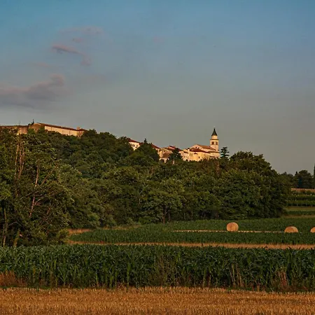 Hisa Margarita Ajdovščina