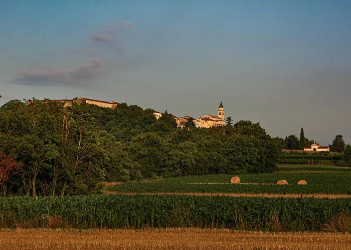 Hisa Margarita Ajdovščina